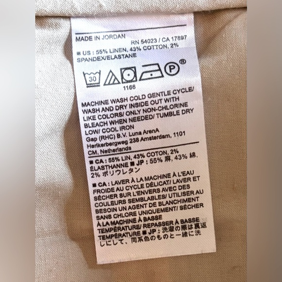 Linen Blend Pleated Shorts - Picture 7 of 7